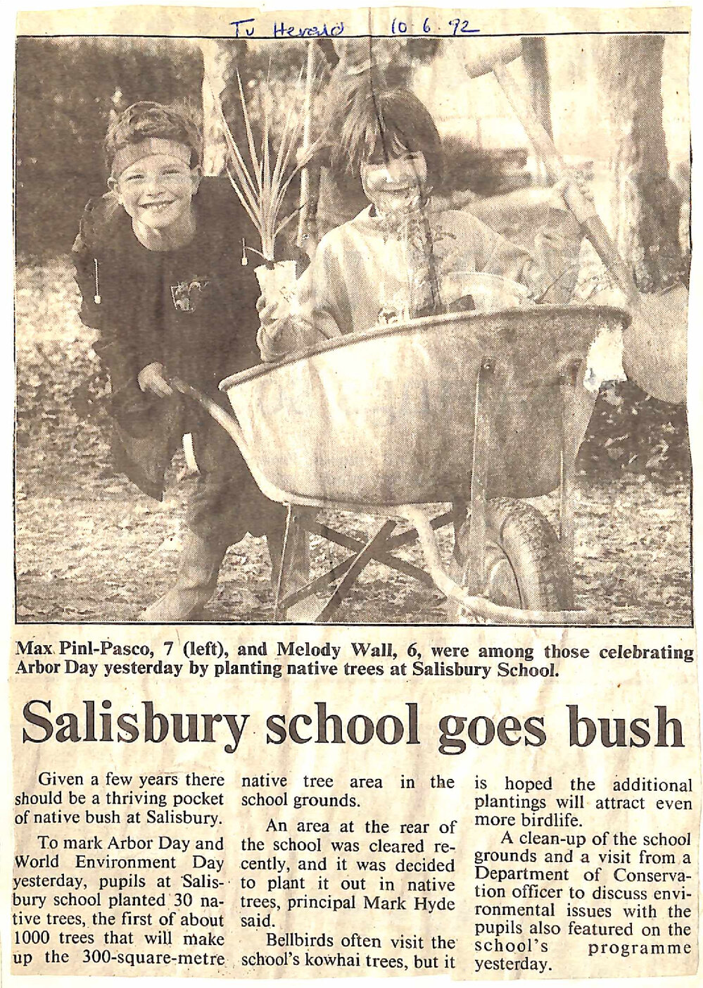 Salisbury School goes bush