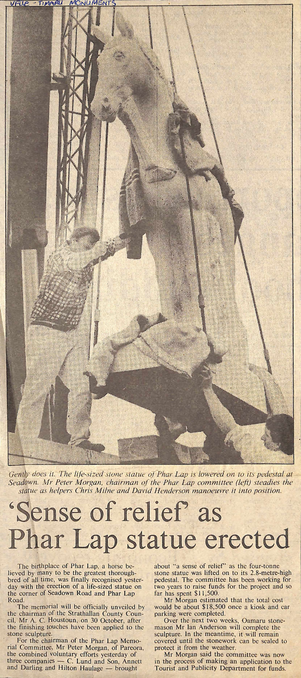 'Sense of relief' as Phar Lap statue erected