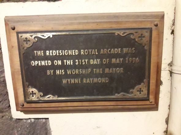 Royal Arcade plaque, Timaru