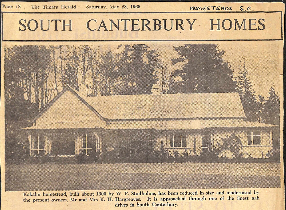 South Canterbury Homes: Kakahu Homestead Set Beside Hills, River and Fine Trees