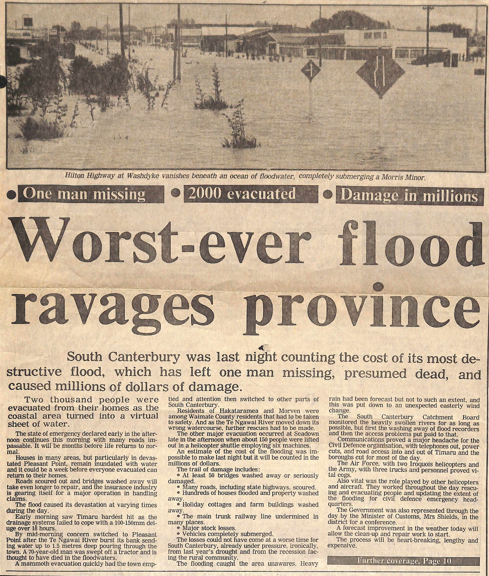 Worst-ever flood ravages province / Inquiry centre set up / Evacuees warned to stay away