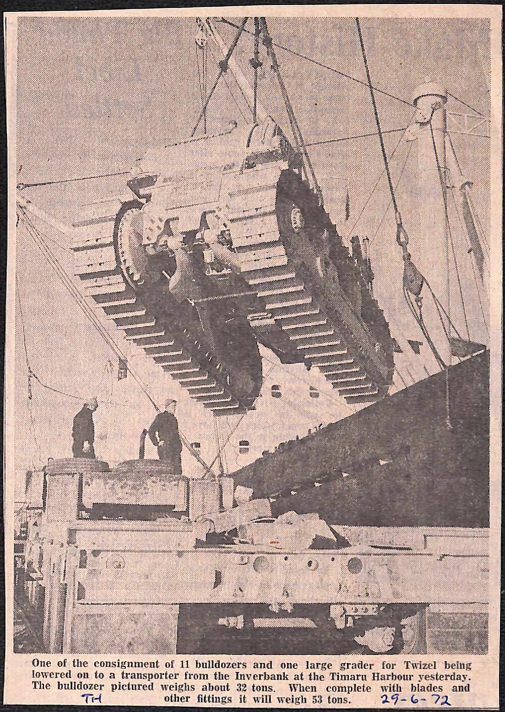 Bulldozers and grader for Twizel