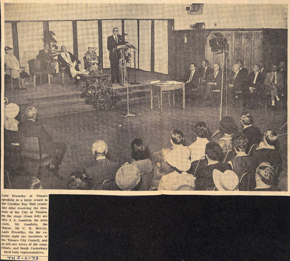 Lord Elworthy receives the freedom of the City of Timaru
