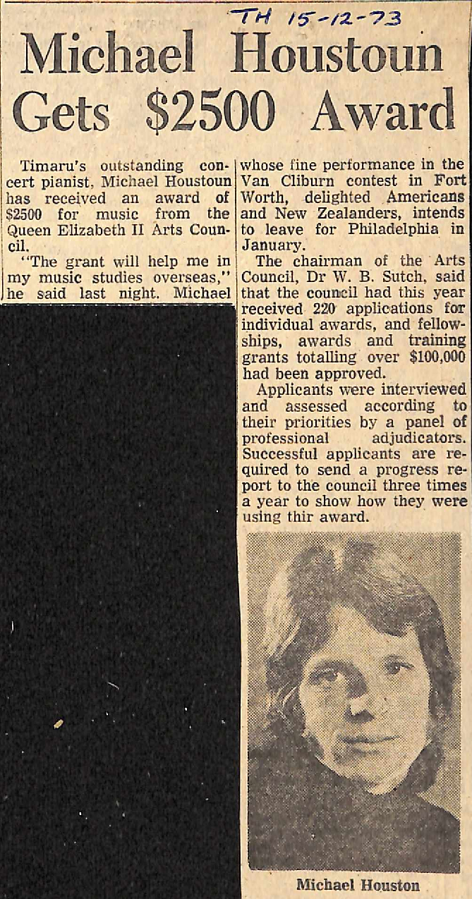 Michael Houstoun Gets $2500 Award