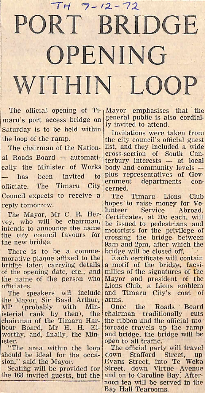 Port Bridge Opening Within Loop