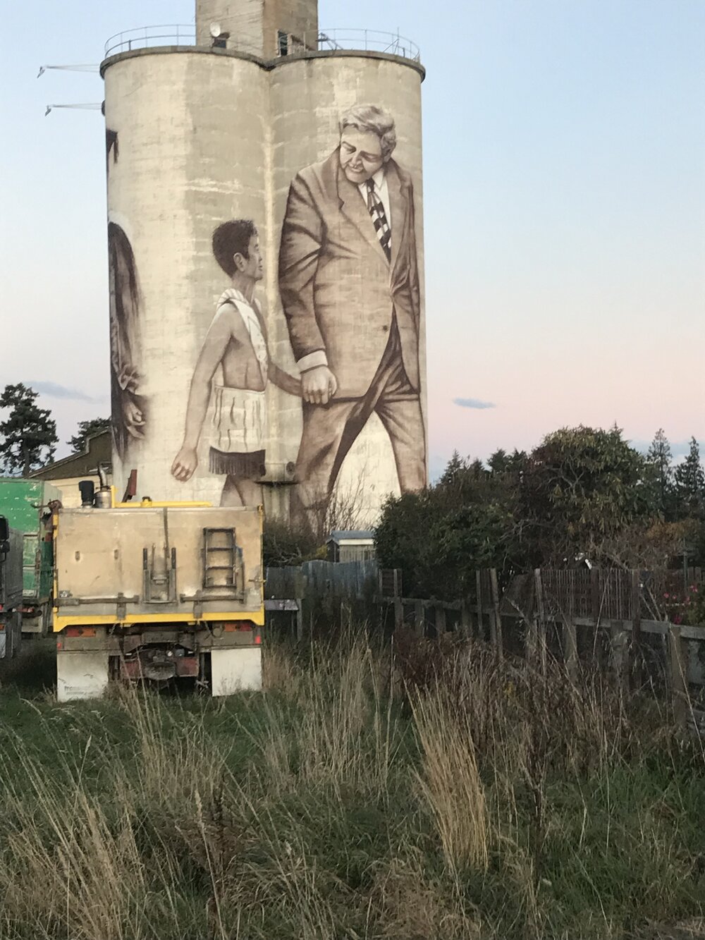 Waimate Grain Silo murals, Norman Kirk