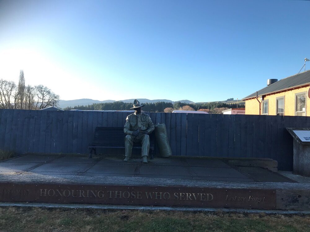 Ted D'Auvergne Statue