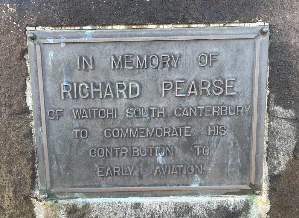 Richard Pearse memorial plaque