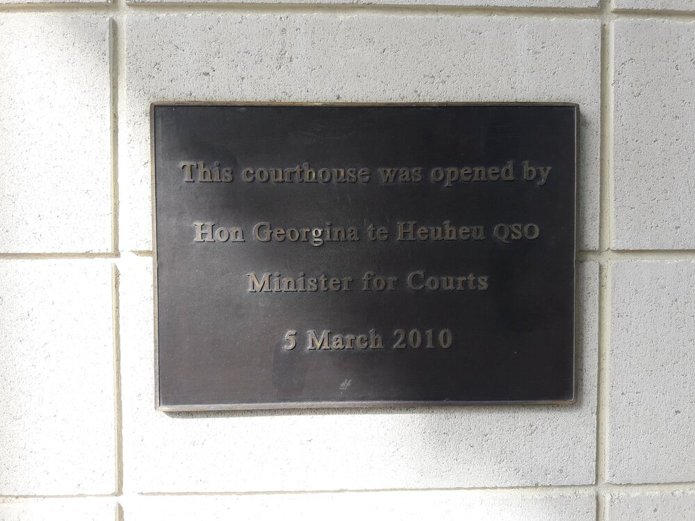 Timaru District Courthouse plaque