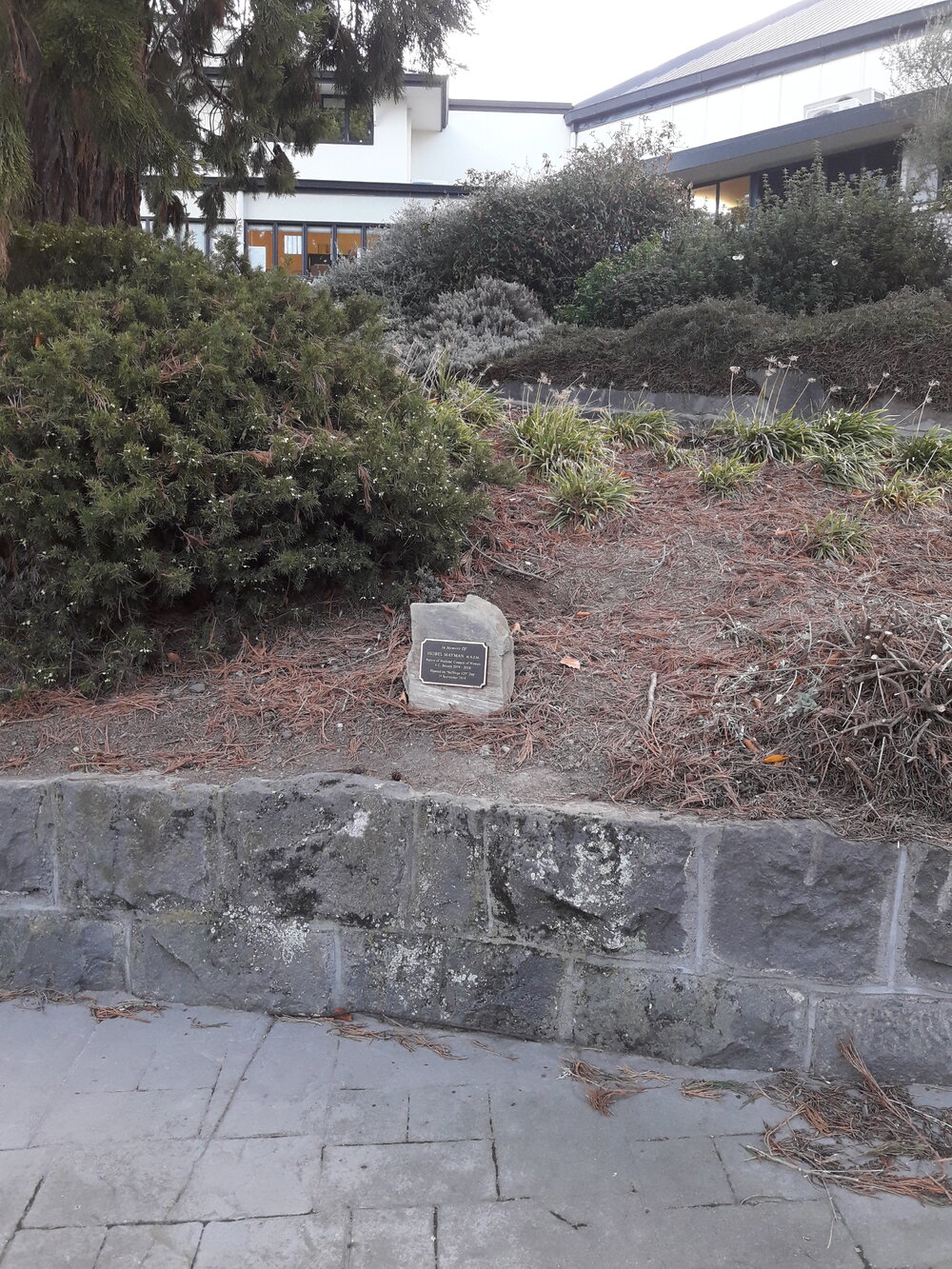 Isobel Mayman memorial plaque