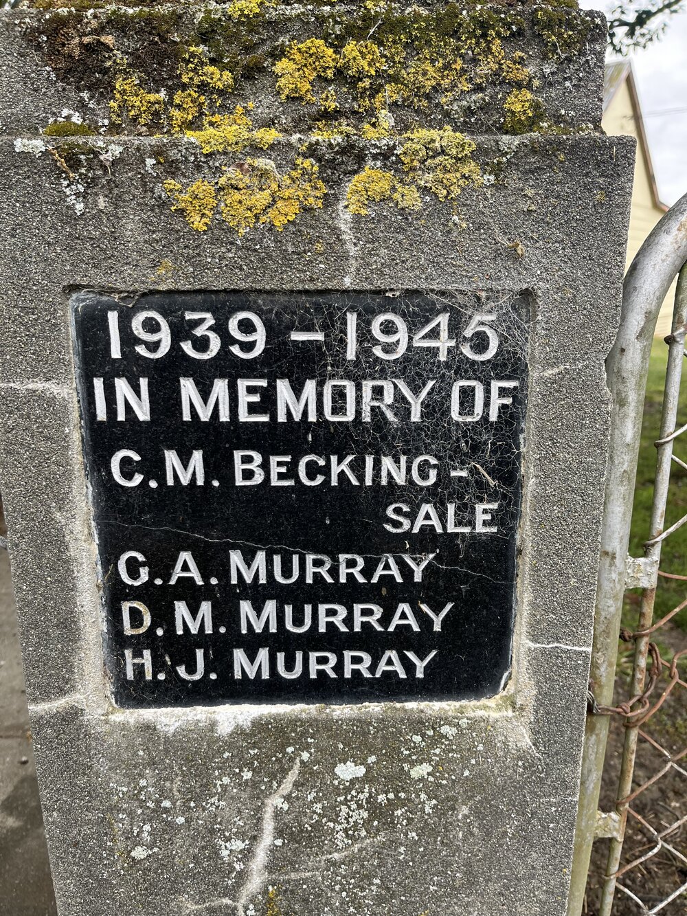 Rosewill Hall war memorial gate