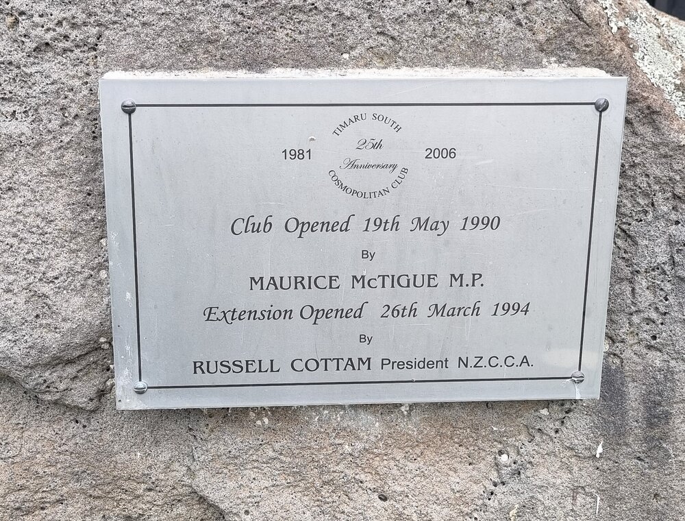 Timaru South Cosmopolitan Club plaque