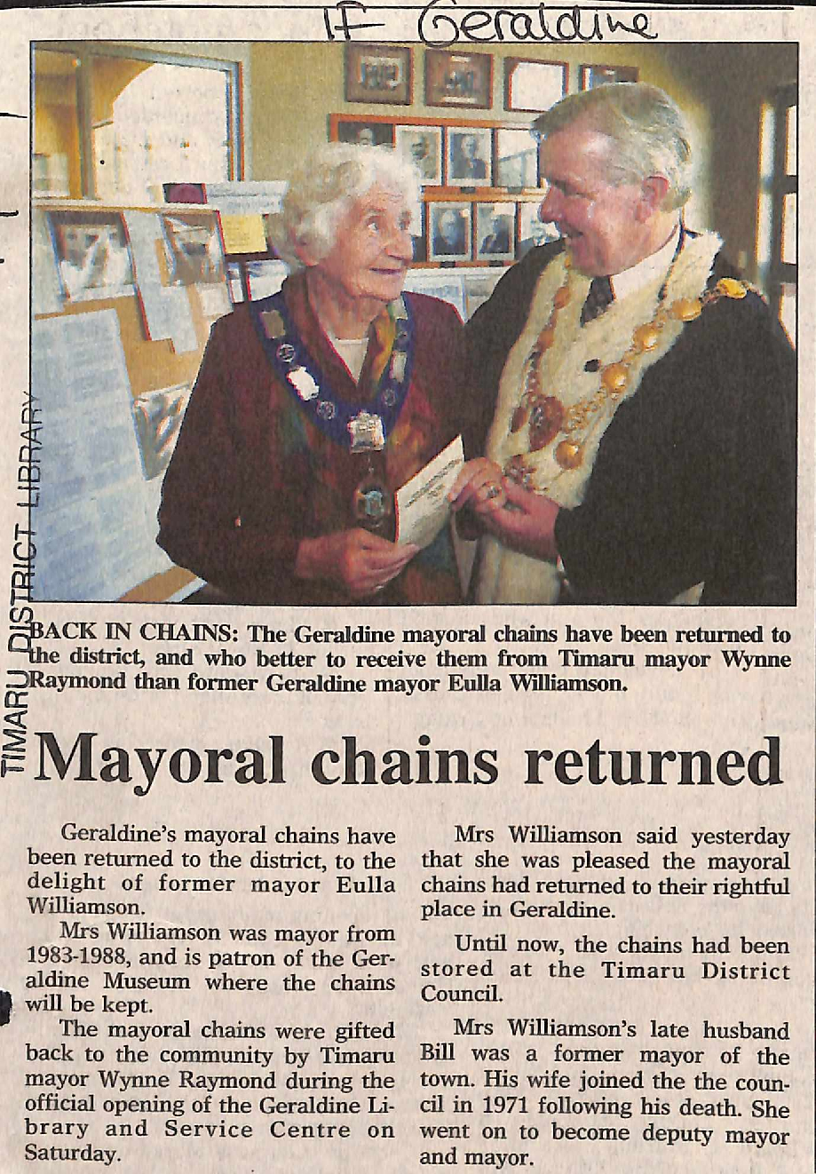 Mayoral chains returned