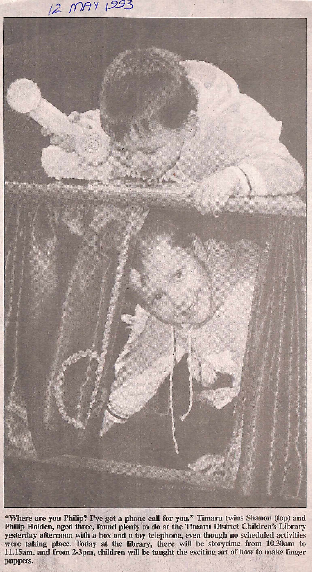 Timaru twins at the Timaru District Children's Library