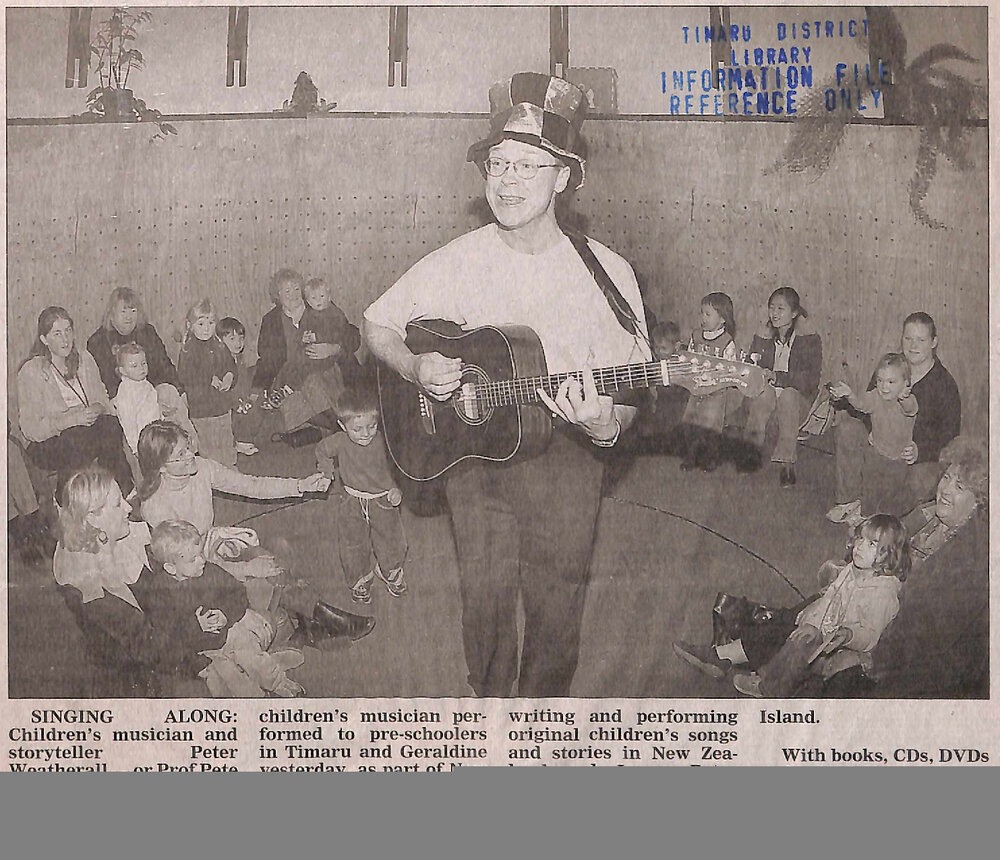 Singing along: Prof Pete performs to preschoolers at the Timaru District Library
