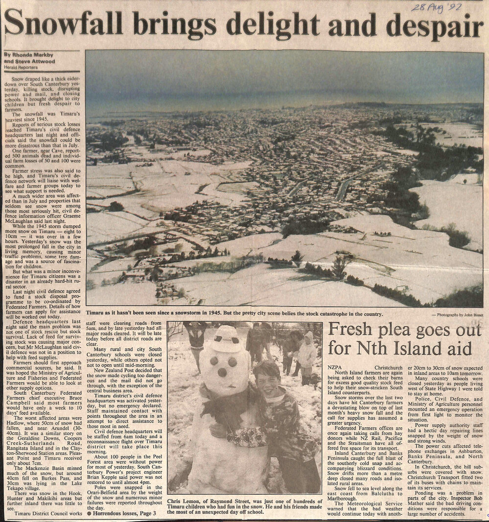 Snowfall brings delight and despair / Fresh plea goes out for North Island Aid