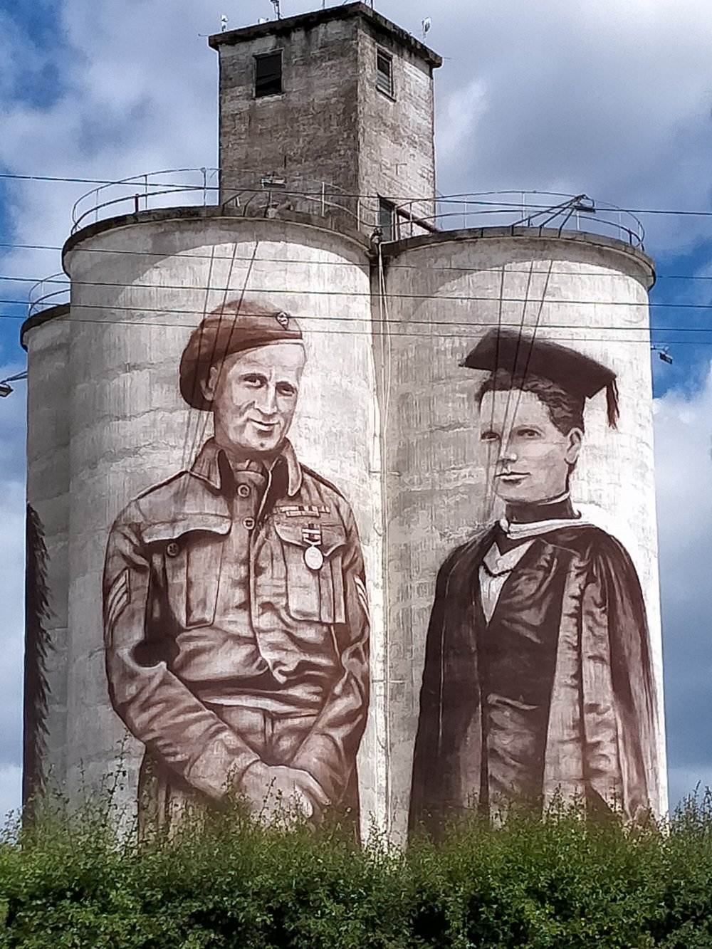 Waimate Grain Silo murals, Eric Batchelor and Margaret Cruickshank
