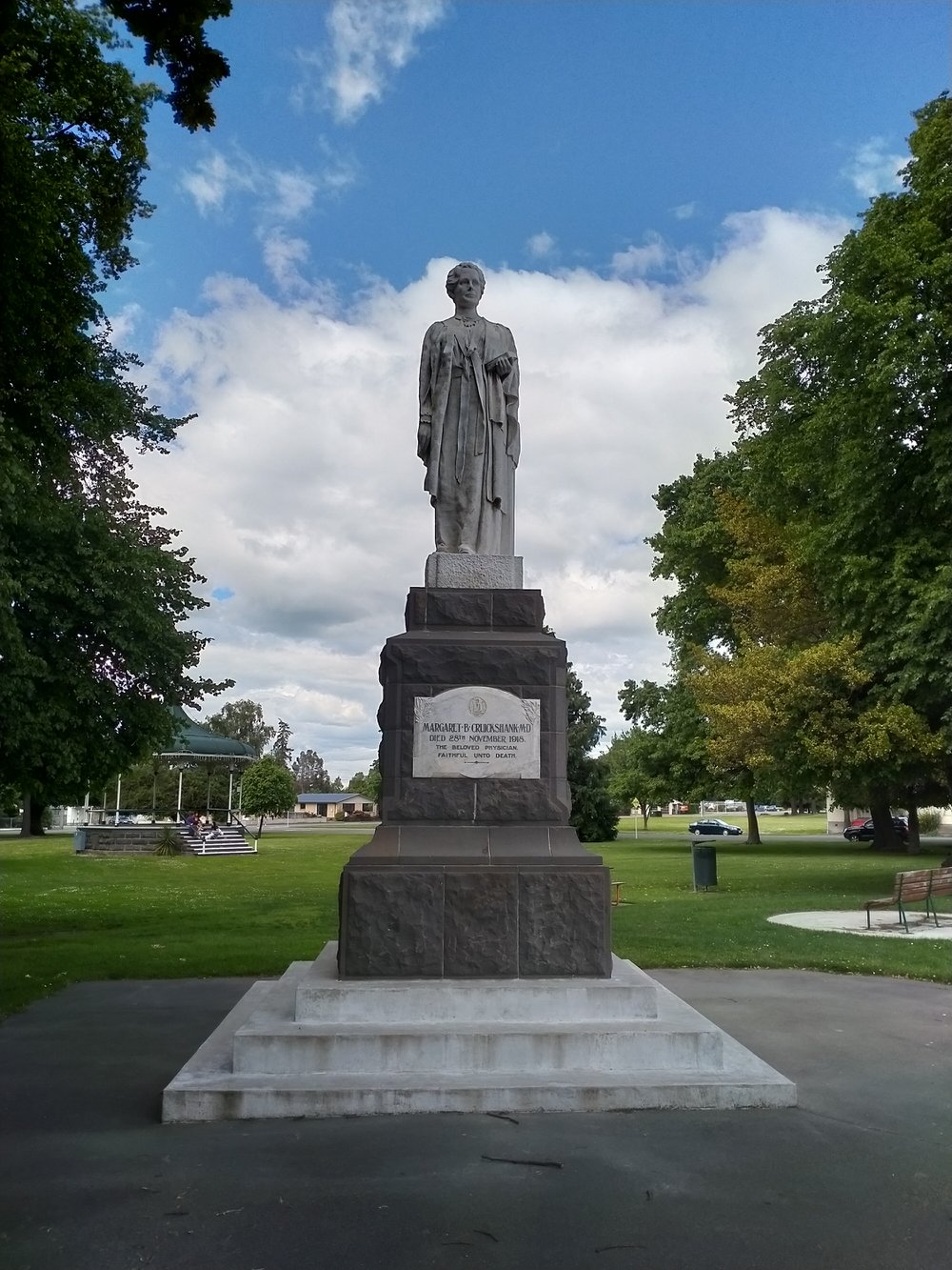 Margaret Cruickshank statue