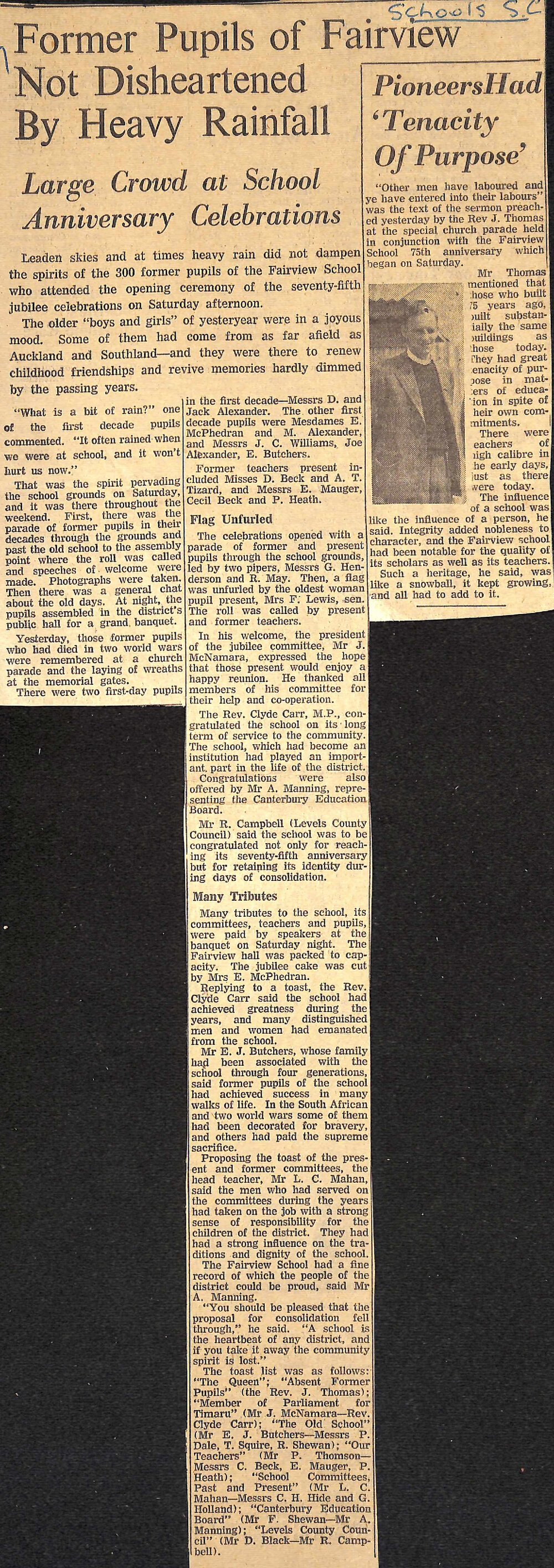 Former Pupils of Fairview Not Disheartened By Heavy Rainfall / Pioneers Had 'Tenacity Of Purpose'