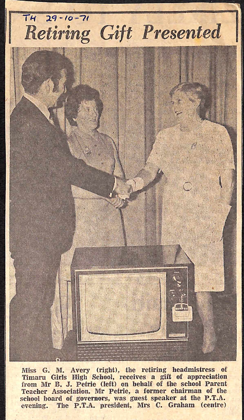 Retiring Gift Presented, Parent Teacher Group Honours Miss Avery