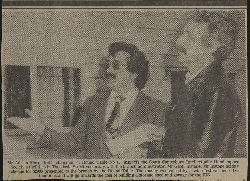 Cheque for $2000 presented to South Canterbury IHC by Round Table 48