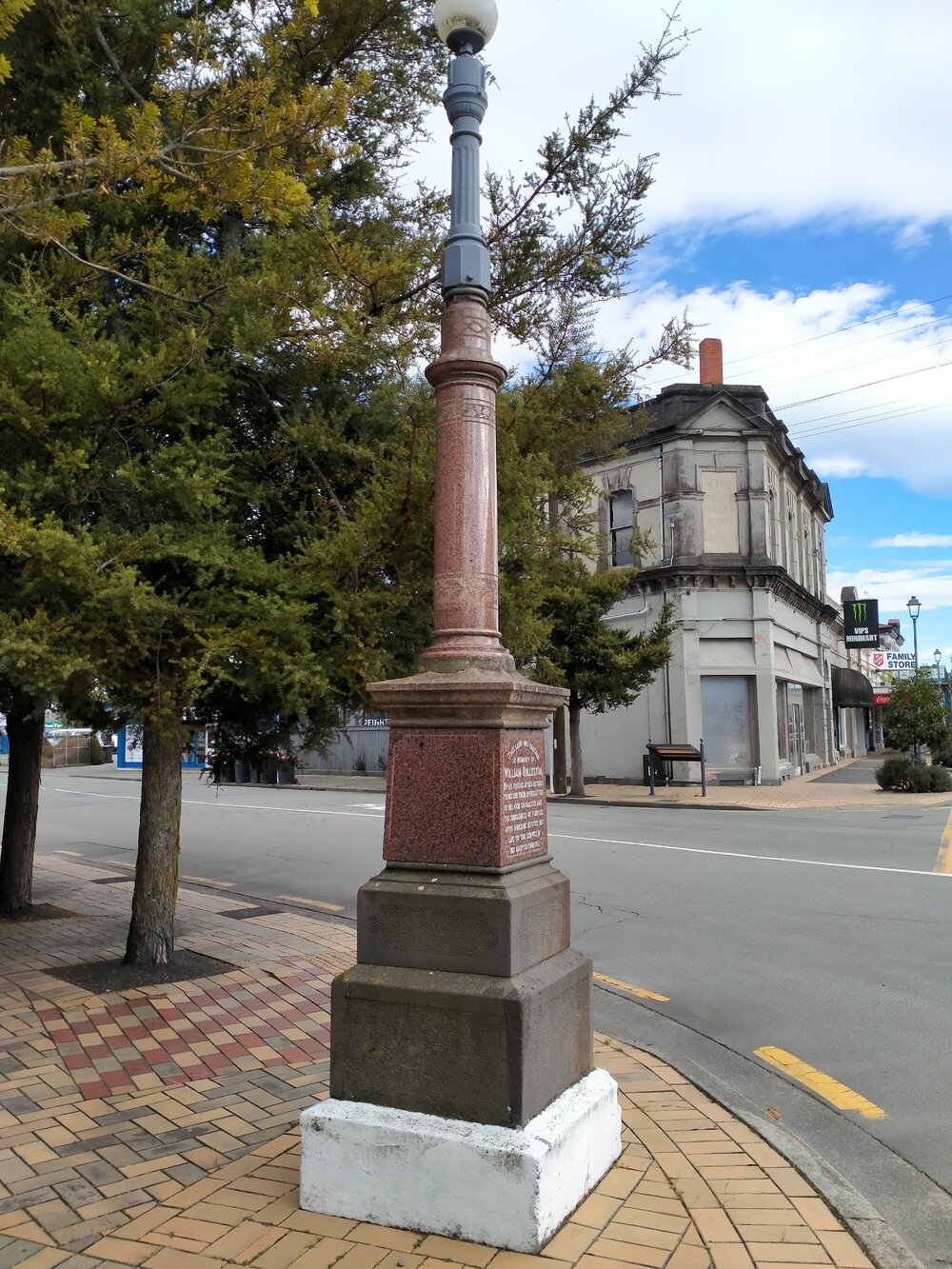 William Rolleston Memorial Lamp