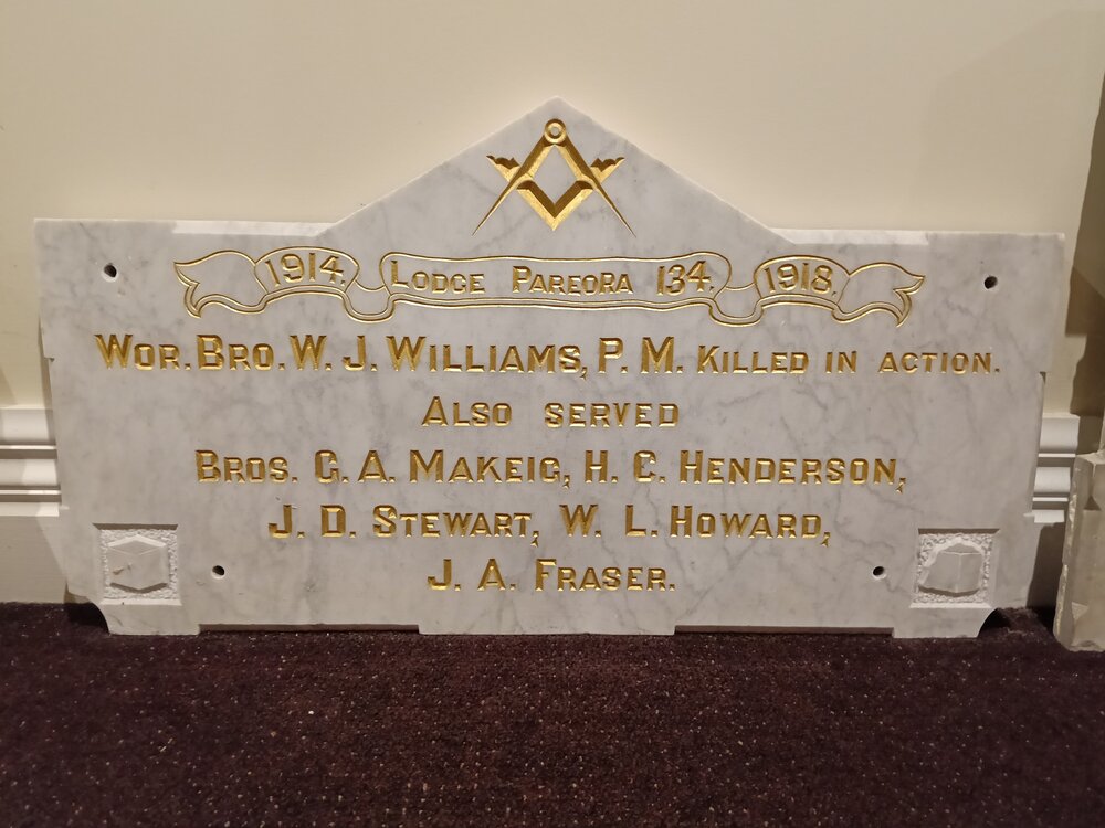 Lodge Pareora war memorial plaque