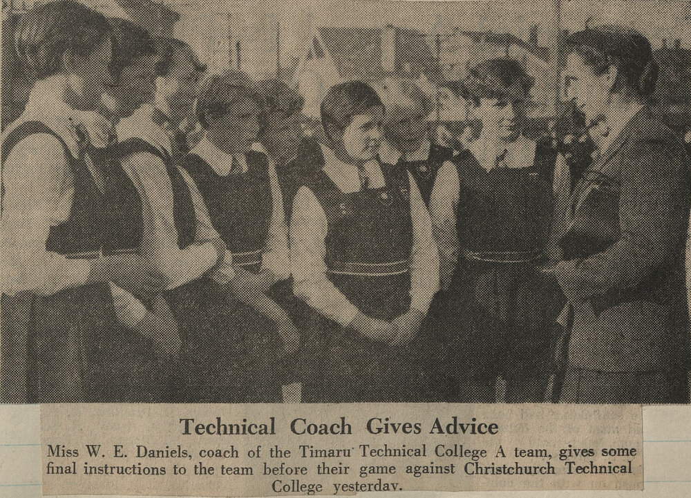 Technical Coach Gives Advice