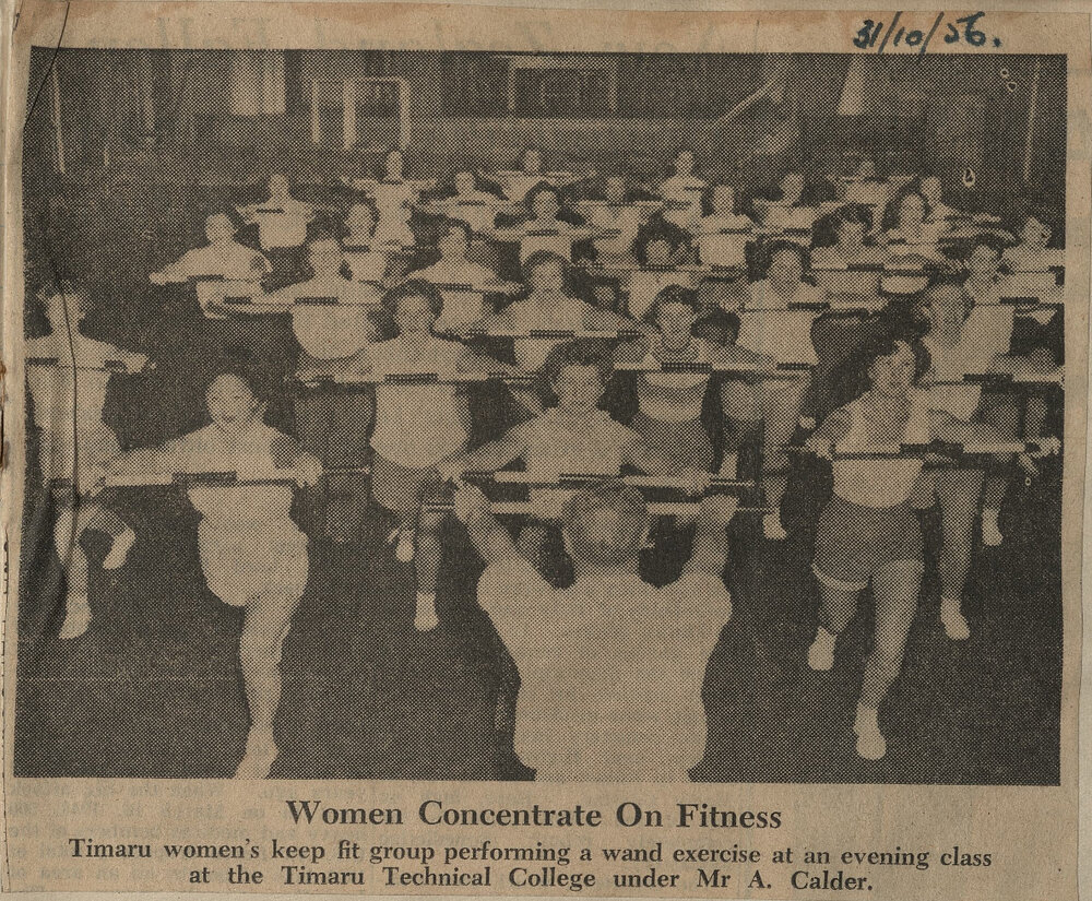 Women Concentrate on Fitness