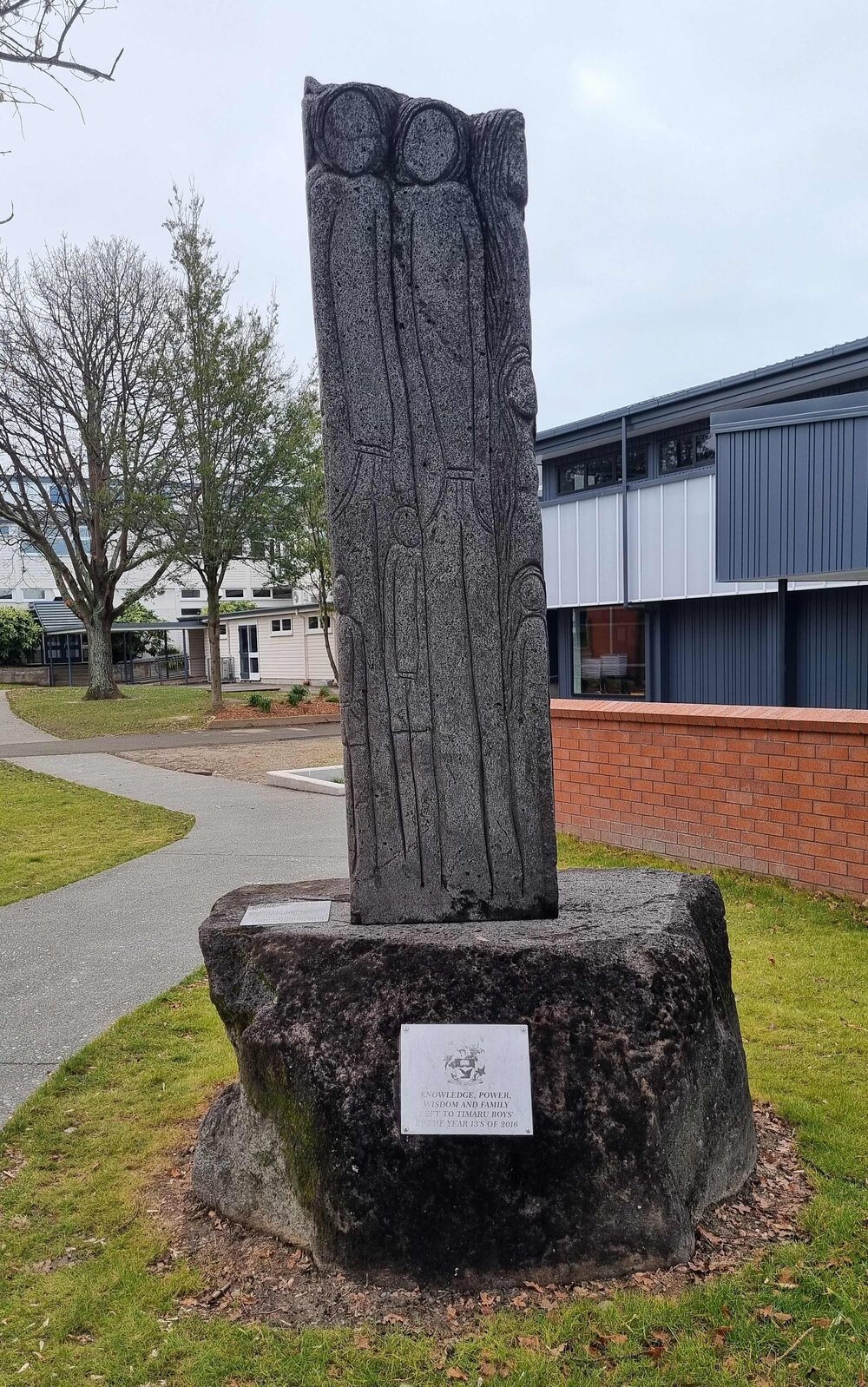 Timaru Boys' High School Knowledge, Power, Wisdom &amp; Family sculpture
