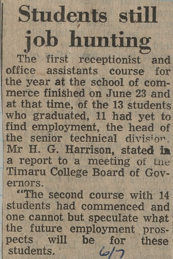 Students still job hunting