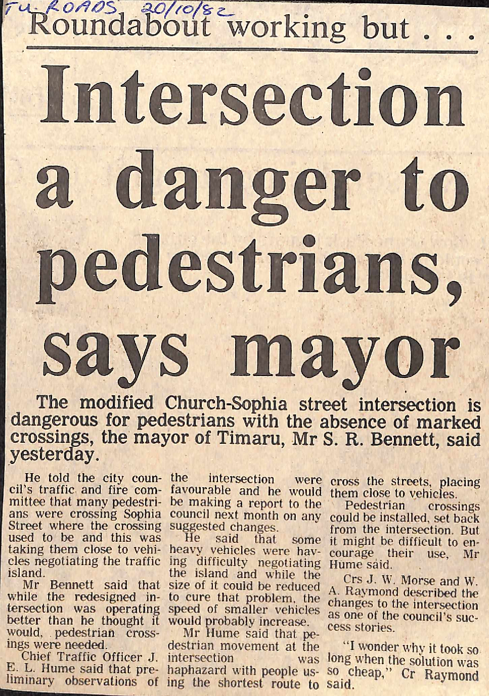 Roundabout working but&hellip; Intersection a danger to pedestrians, says mayor