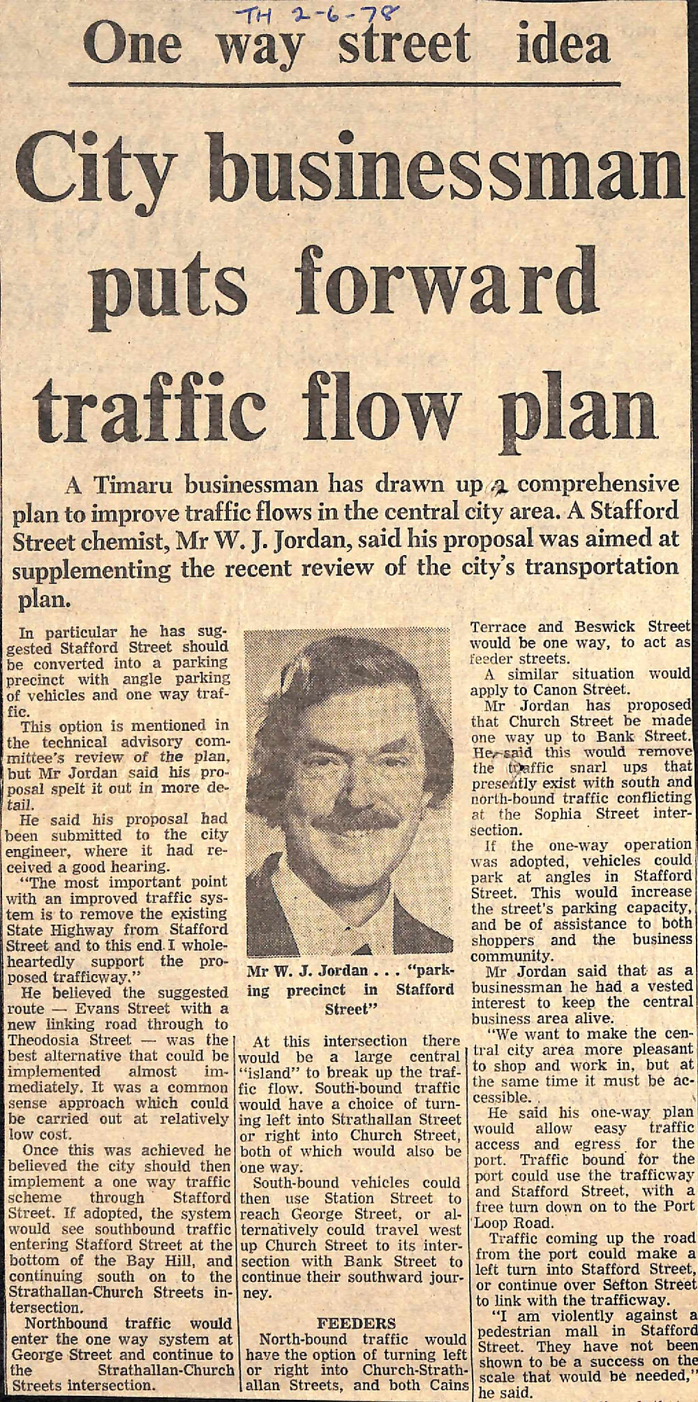One way street idea- City businessman puts forward traffic flow plan / College pupils worried over proposed route