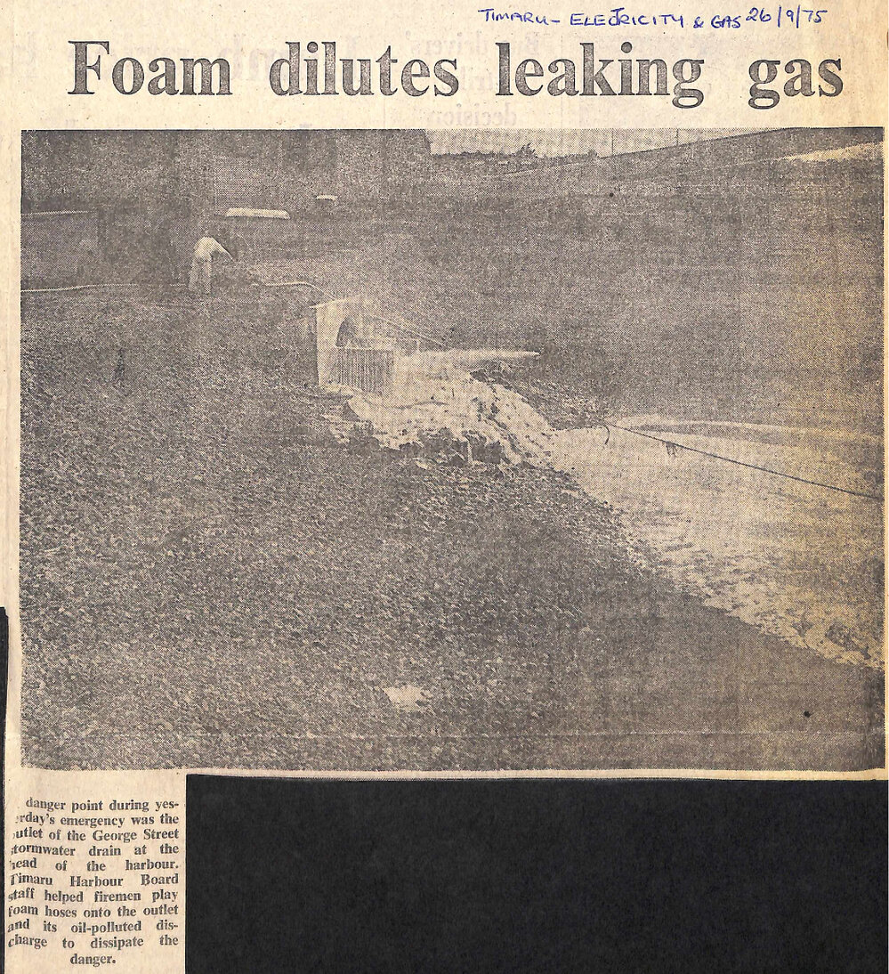 Foam dilutes leaking gas