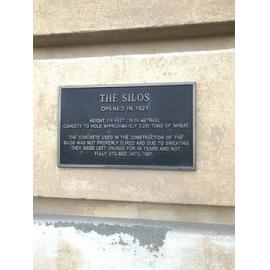 Waimate Grain Silo mural plaque