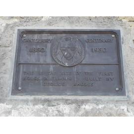 Plaque: Timaru's first house