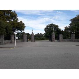 Timaru Botanic Garden gates