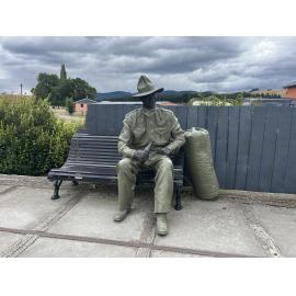 Ted D'Auvergne Statue