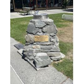 Meeten and Suk Memorial, Twizel