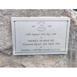 Timaru South Cosmopolitan Club plaque