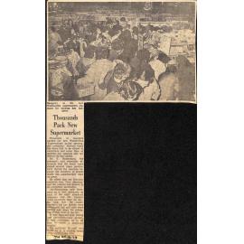 Thousands Pack New Supermarket