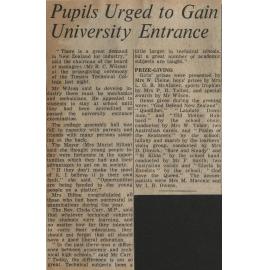 Pupils Urged to Gain University Entrance