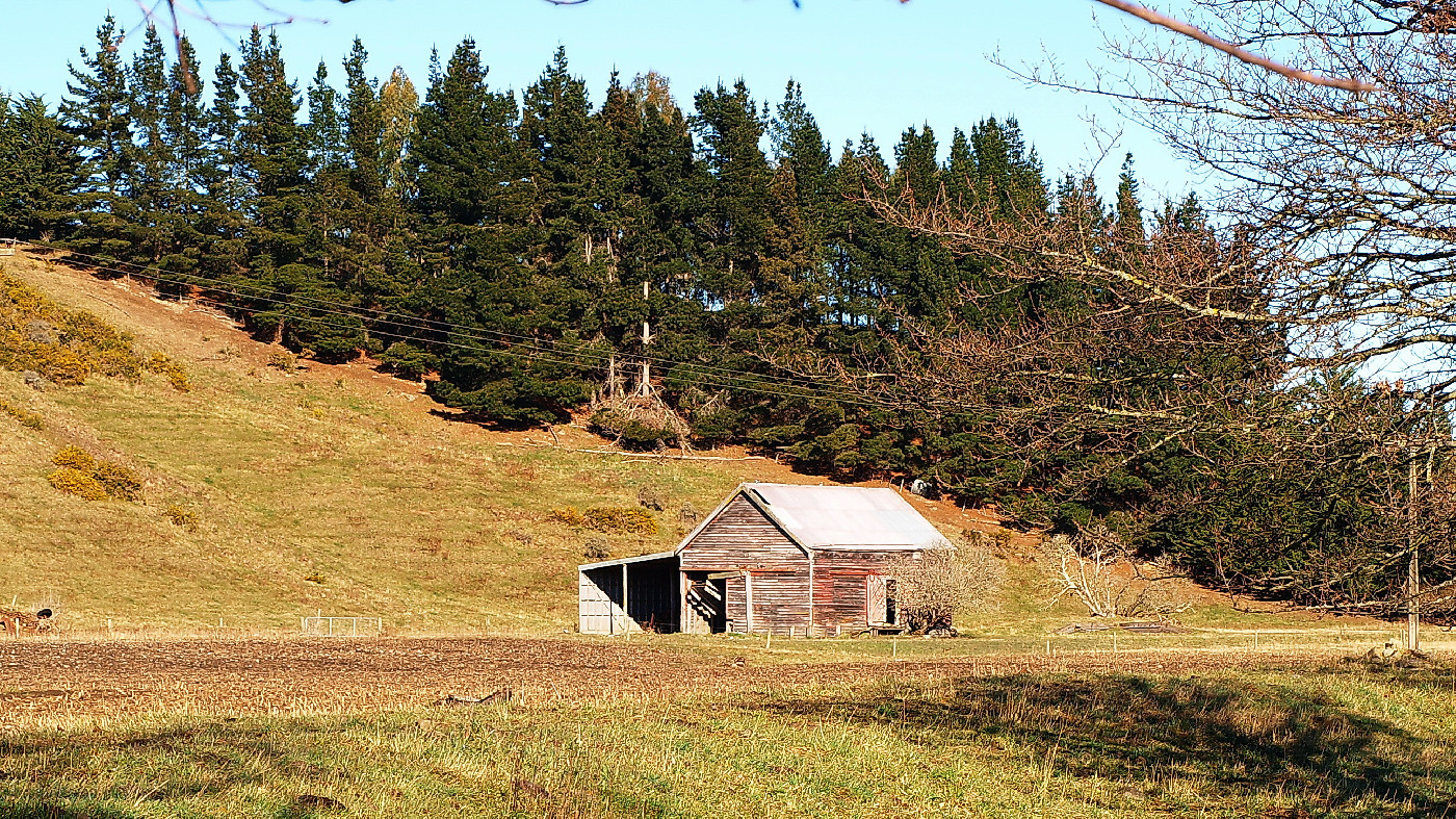Image from jokertrekker, CC BY 3.0 <https://creativecommons.org/licenses/by/3.0>, via Wikimedia Commons