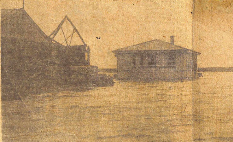 South Canterbury Aero Club, flooded during the 1951 floods.
Image from The Timaru Herald 18 Apr 1951.