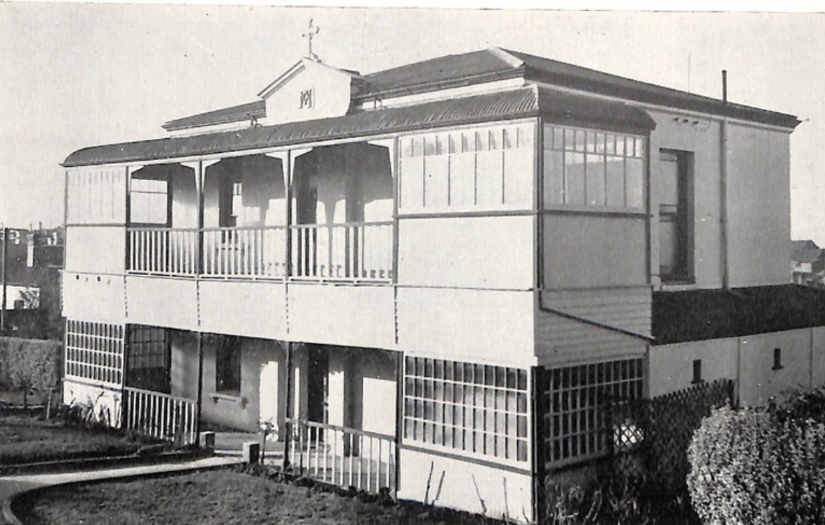 The Marist Brothers House, Craigie Avenue (now demolished)
Image from The jubilee magazine of the Marist Brothers School Timaru 1892-1952.